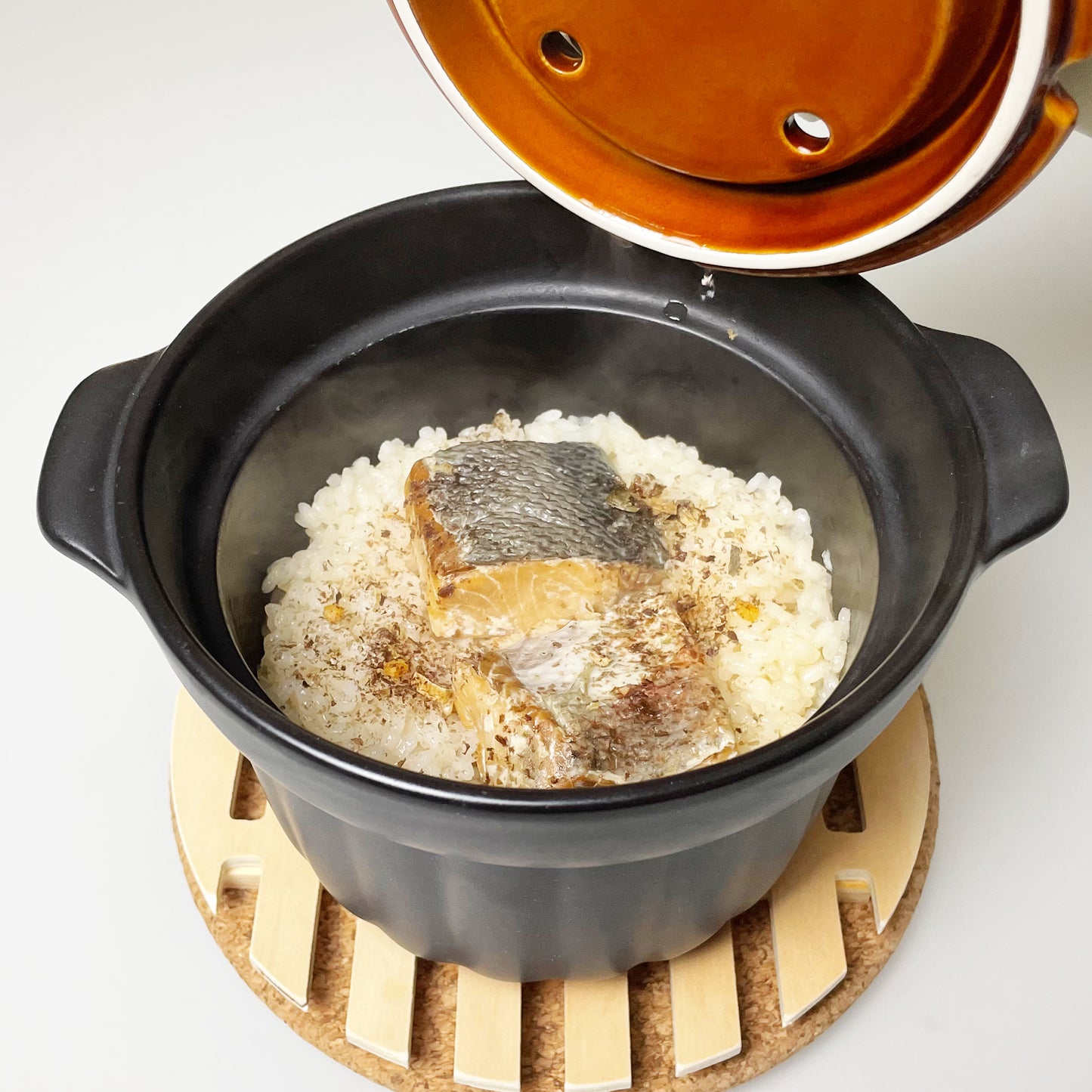 竹泉釜|レンジたった10分で、まるで本格釜戸炊きご飯。